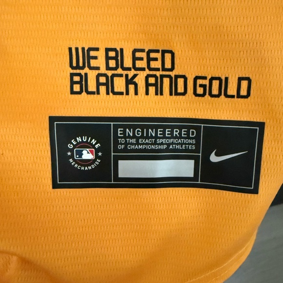 Pittsburgh Pirates City Connect Oneil Cruz - Picture 3 of 3